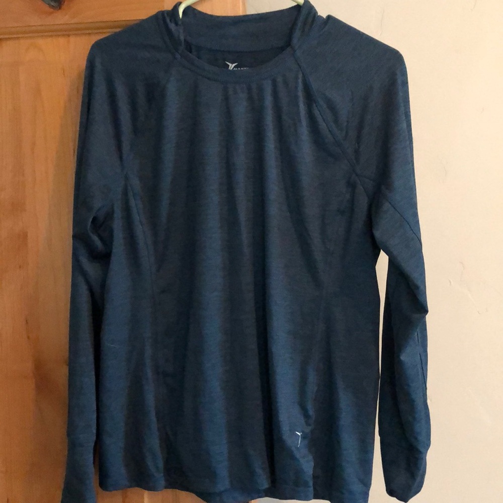 Old Navy semi fit active wear size large